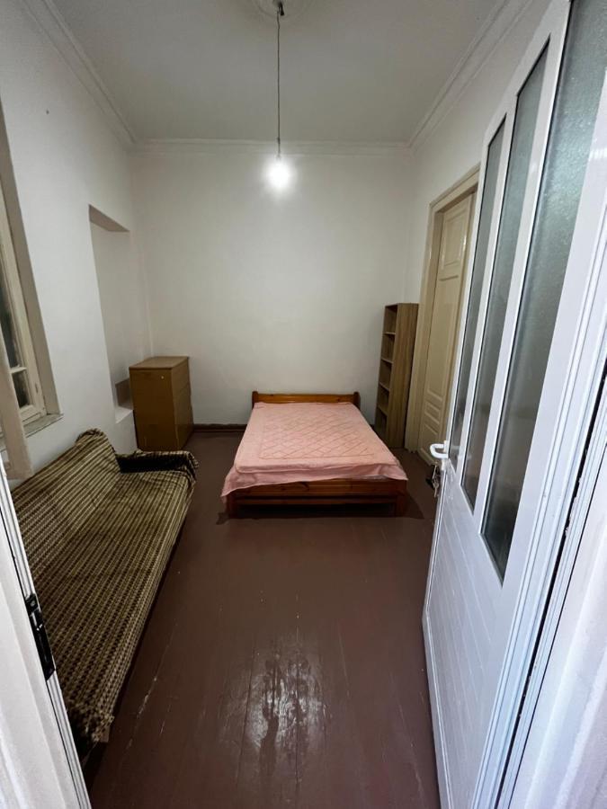 Ngm . Home Piraeus Buitenkant foto