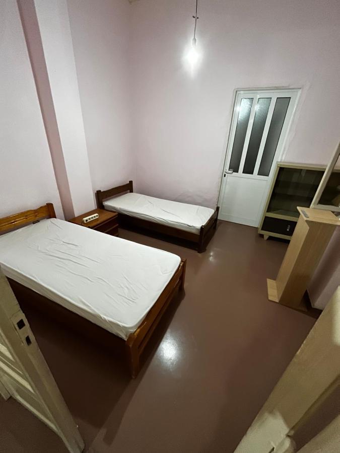 Ngm . Home Piraeus Buitenkant foto